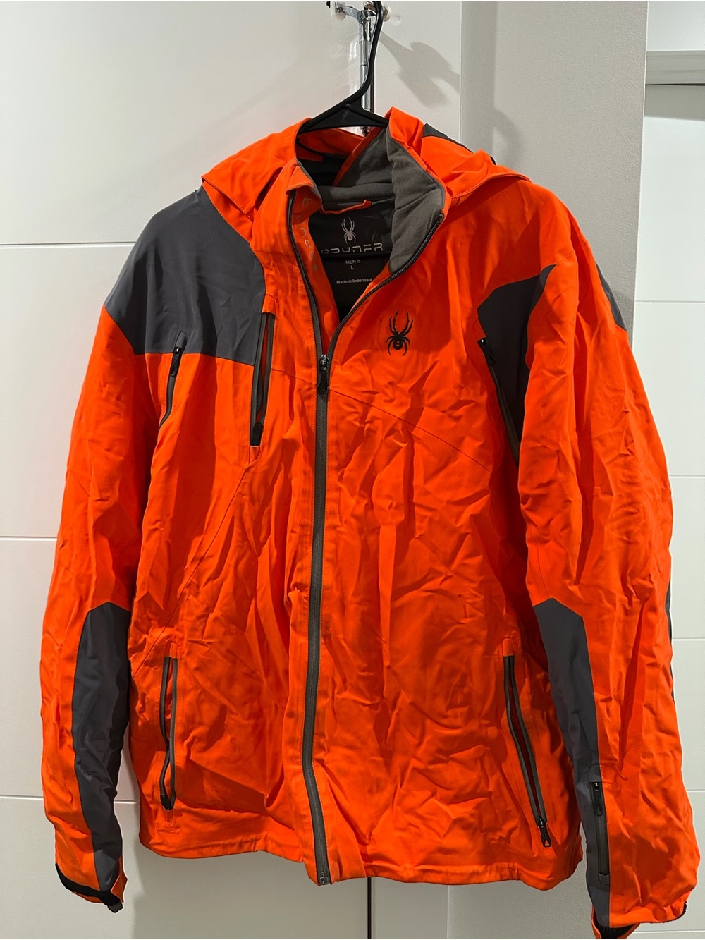Spyder Men’s High-Visibility Orange and Gray Ski Jacket